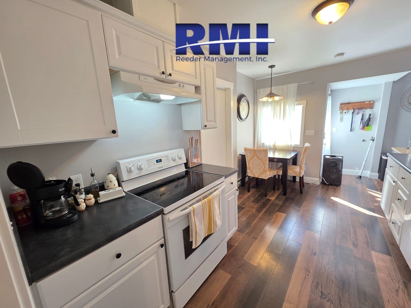 Bremerton House: 1015 Warren Ave