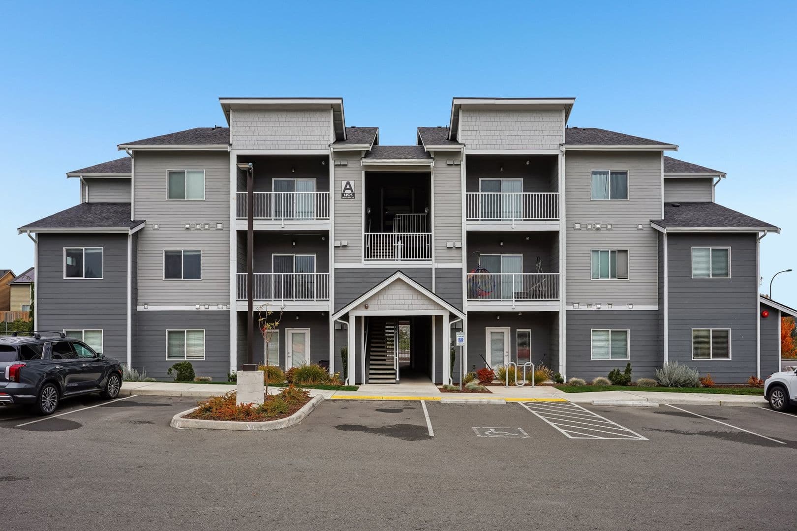 Yelm Apartment: 14525 Tahoma Blvd SE