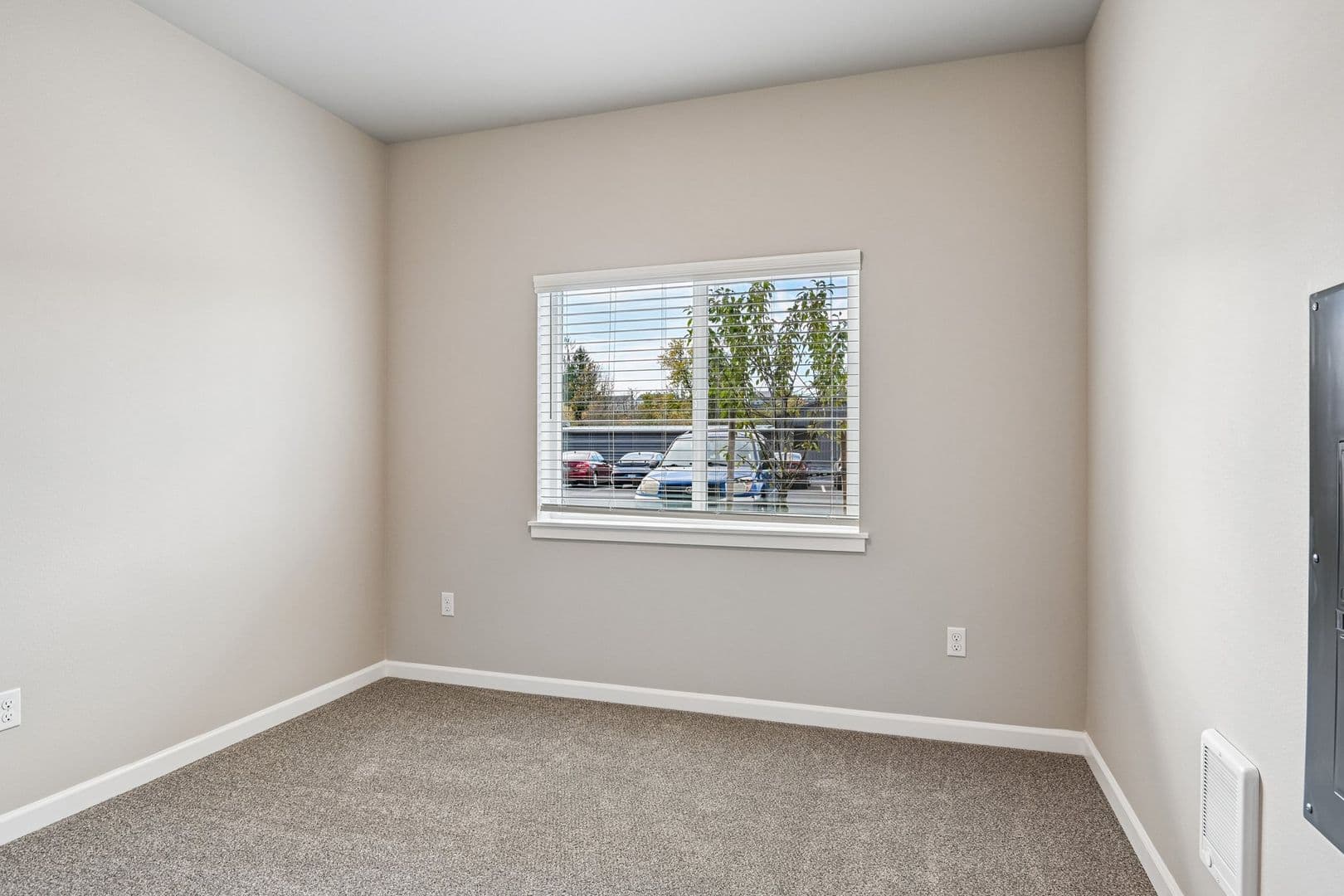 Yelm Apartment: 14730 Tahoma Blvd SE