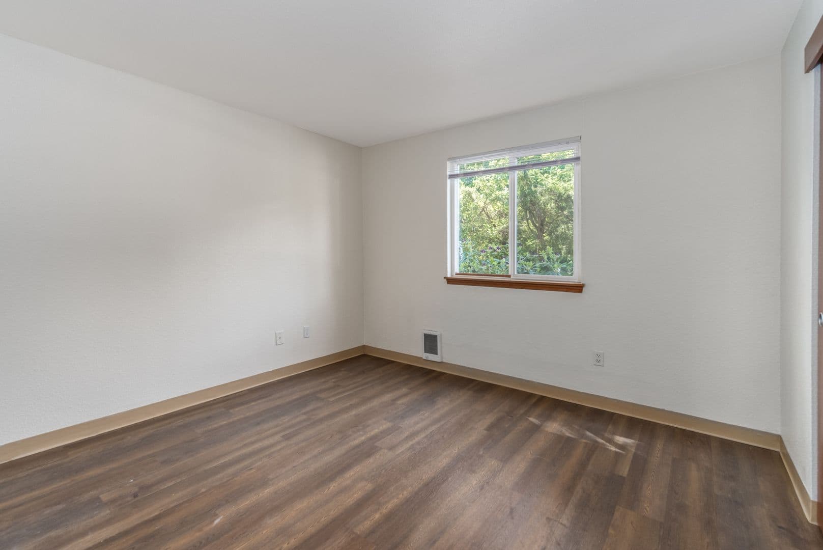 Port Orchard Apartment: 2250 Sidney Ave