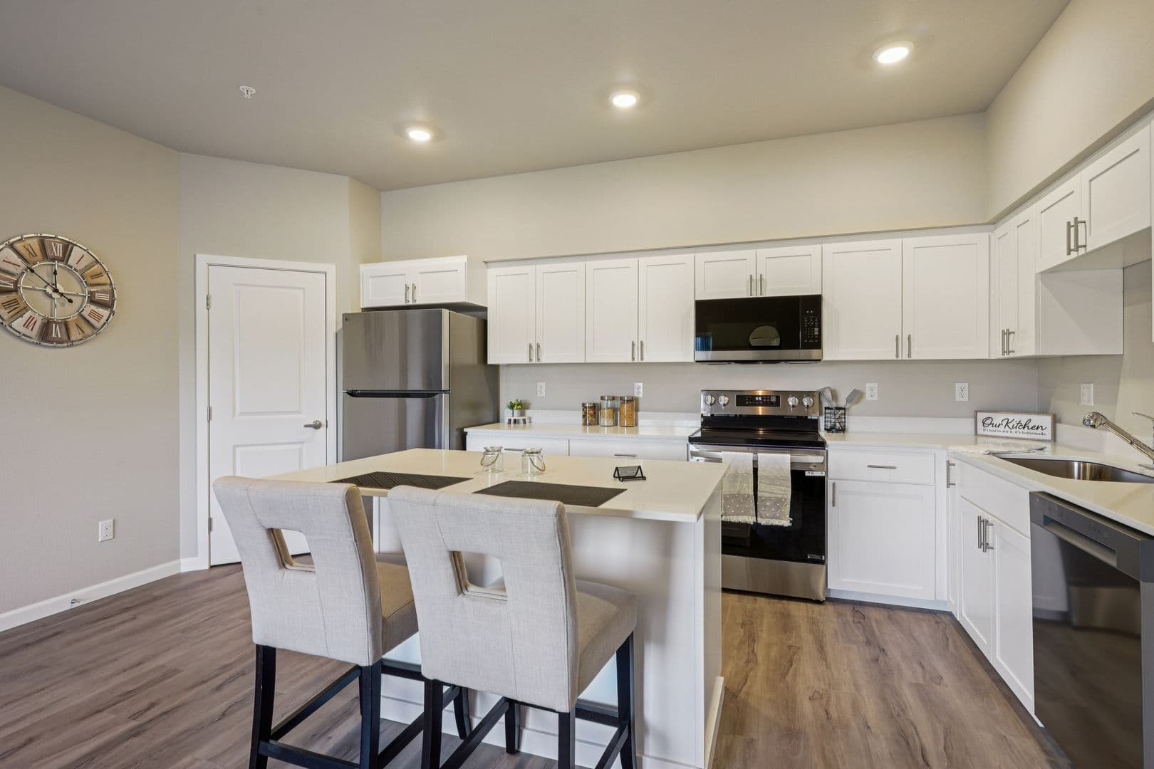 Yelm Apartment: 14730 Tahoma Blvd SE