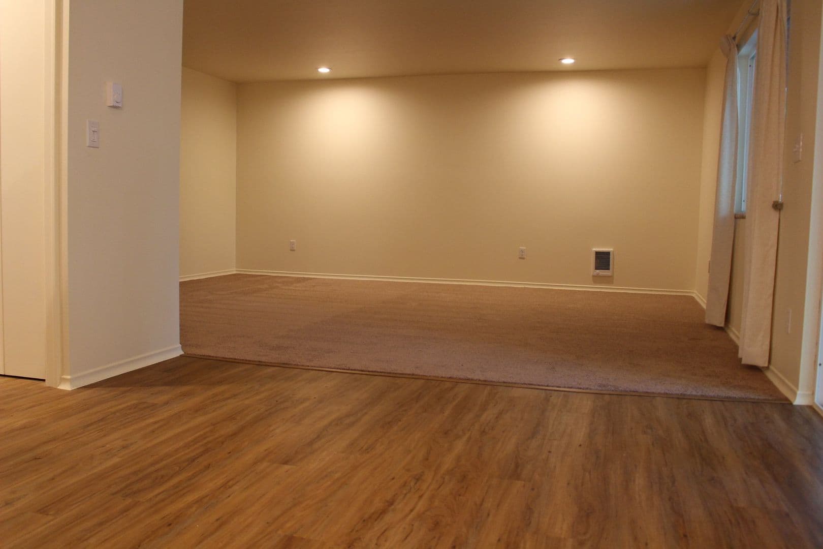 Lakewood Apartment: 6114 112th St SW