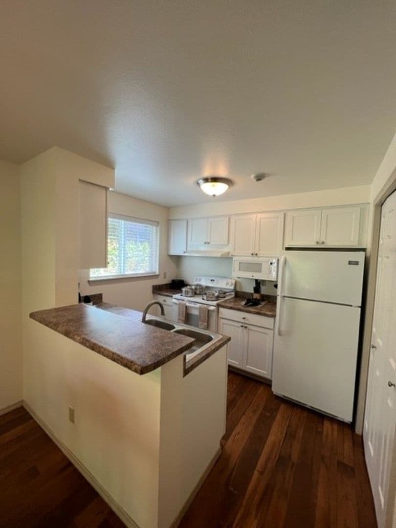 Tumwater Apartment: 2820 Tuscany Lane SW