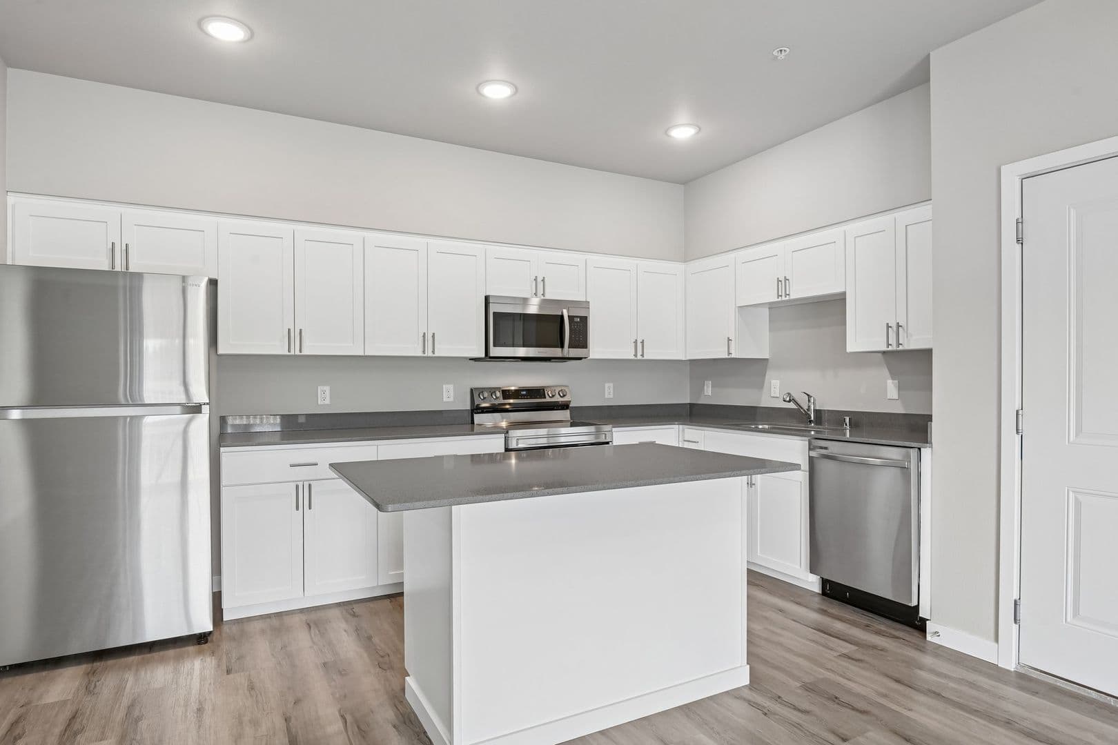 Yelm Apartment: 14525 Tahoma Blvd SE