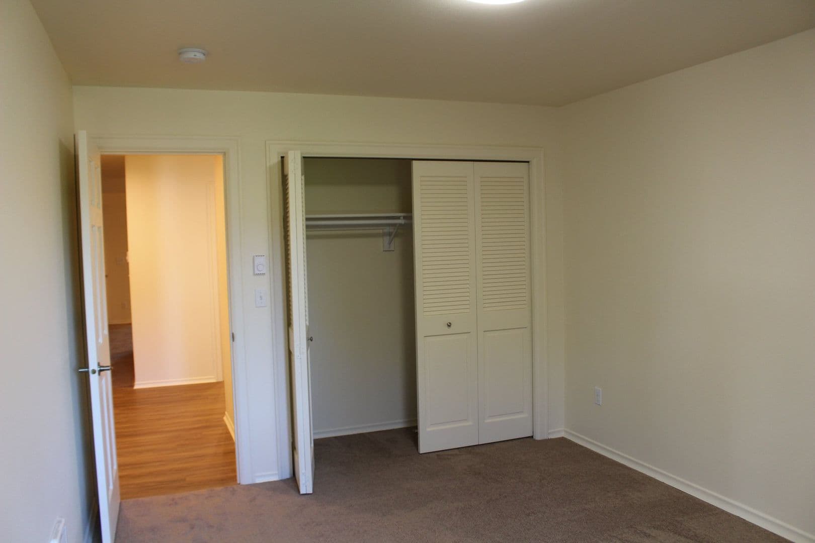 Lakewood Apartment: 6114 112th St SW