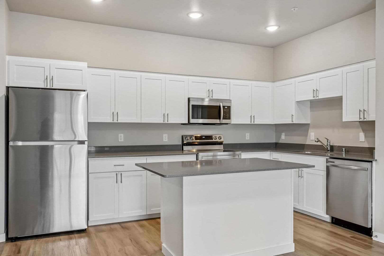 Yelm Apartment: 14525 Tahoma Blvd SE