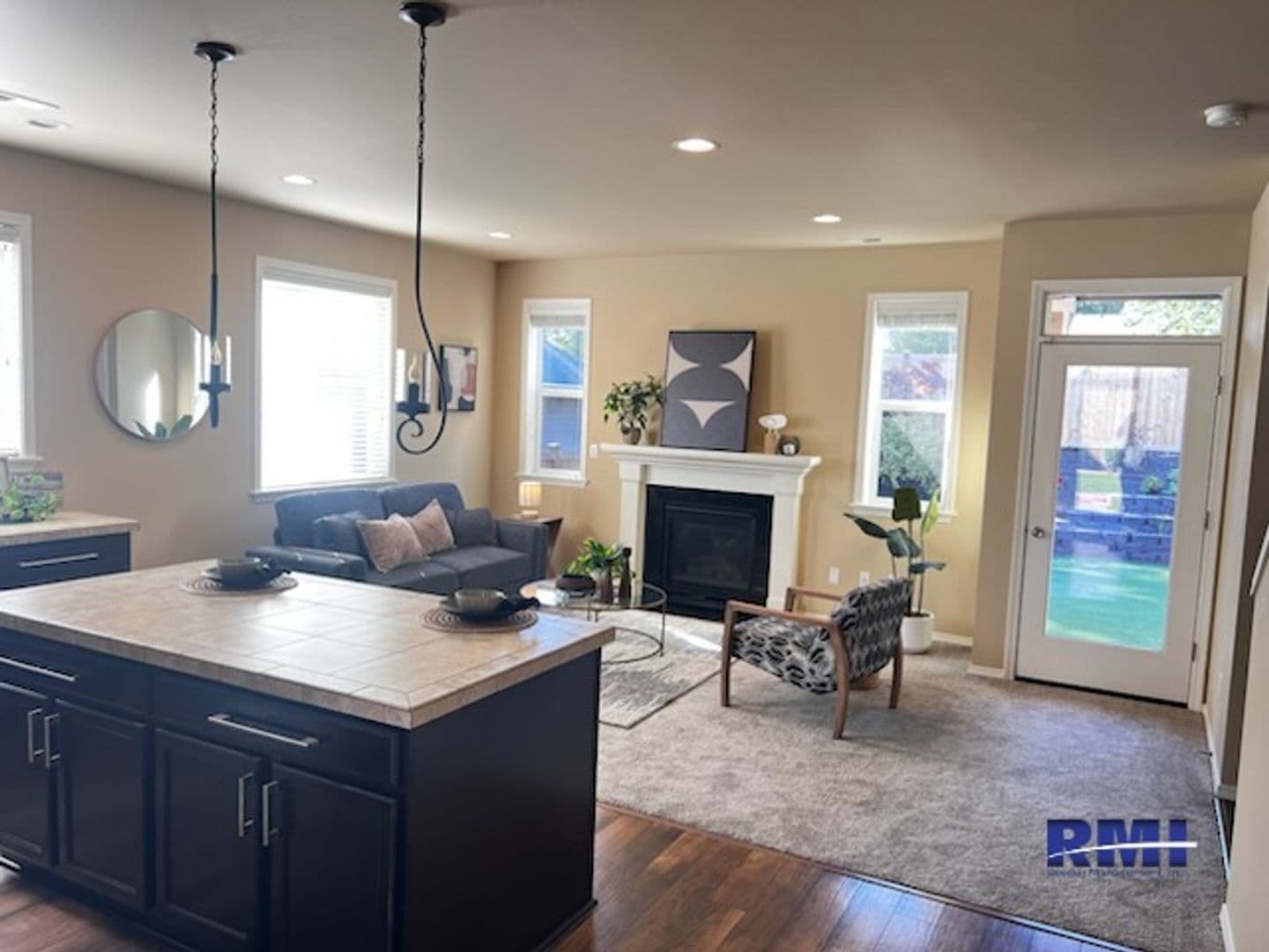 Gig Harbor House: 11244 Borgen Loop Rd NW