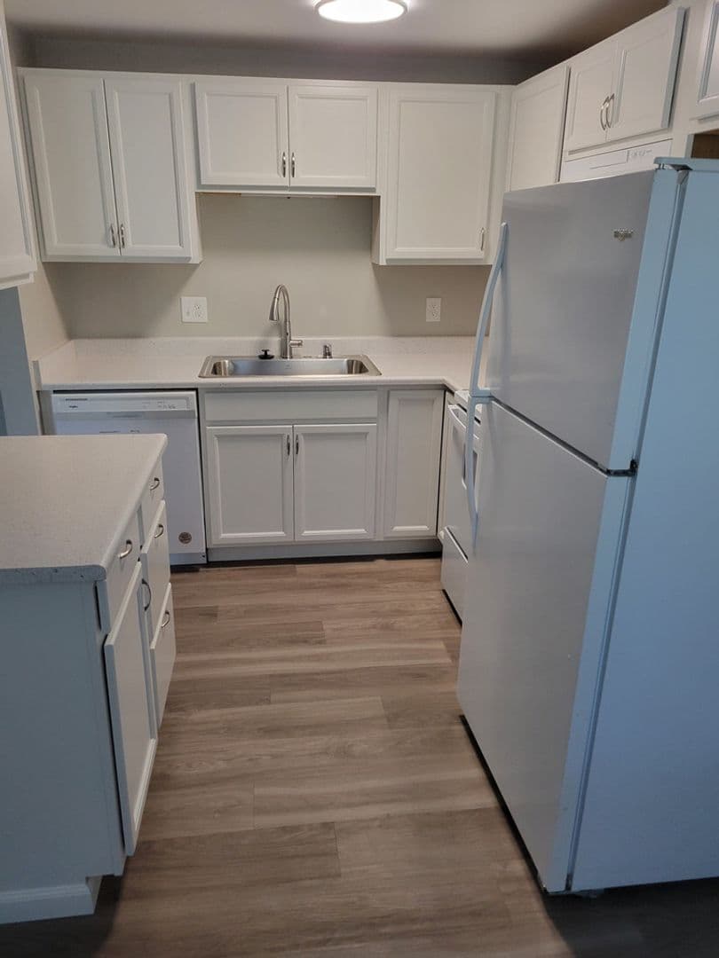 Puyallup Apartment: 931 9th Street SE