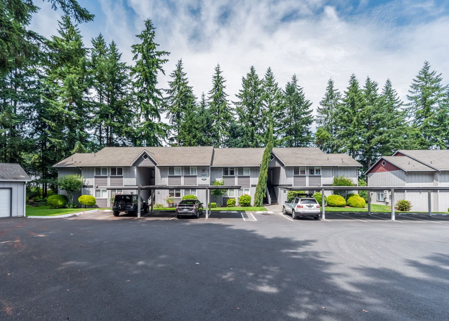 Gig Harbor Apartment: 2215 47th St NW