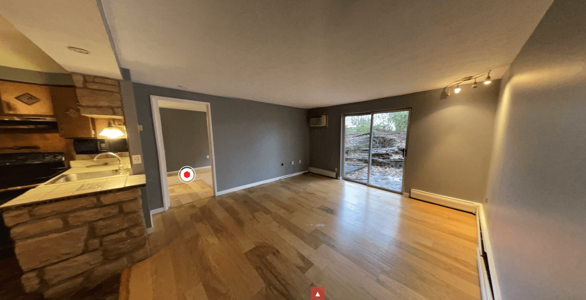 Cincinnati Apartment: 2785 Queen City Avenue