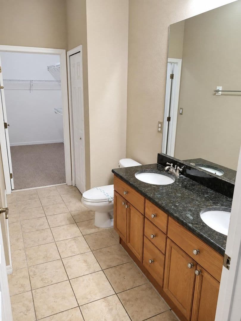 WINDERMERE House: LS-1025