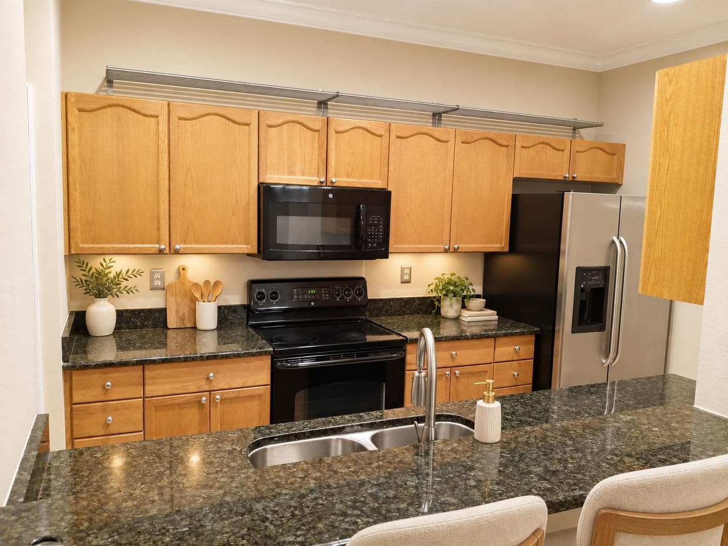 WINDERMERE House: LS-1025