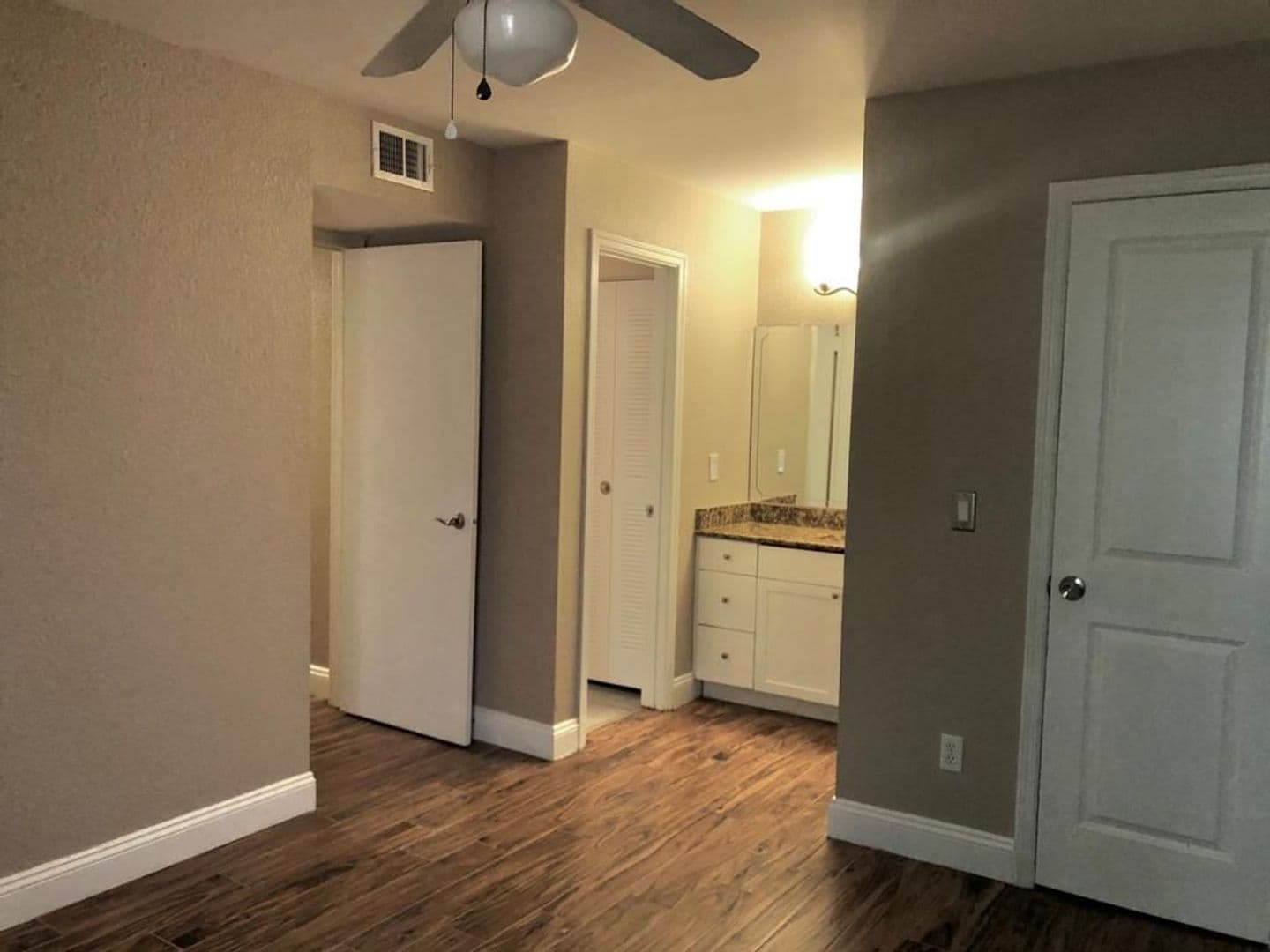 ORLANDO House: VM-1718