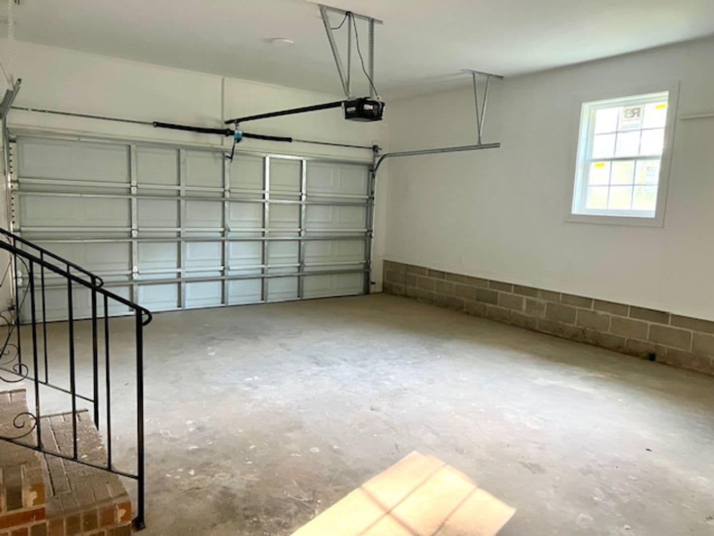 Mobile House: 4113 Canal Circle E