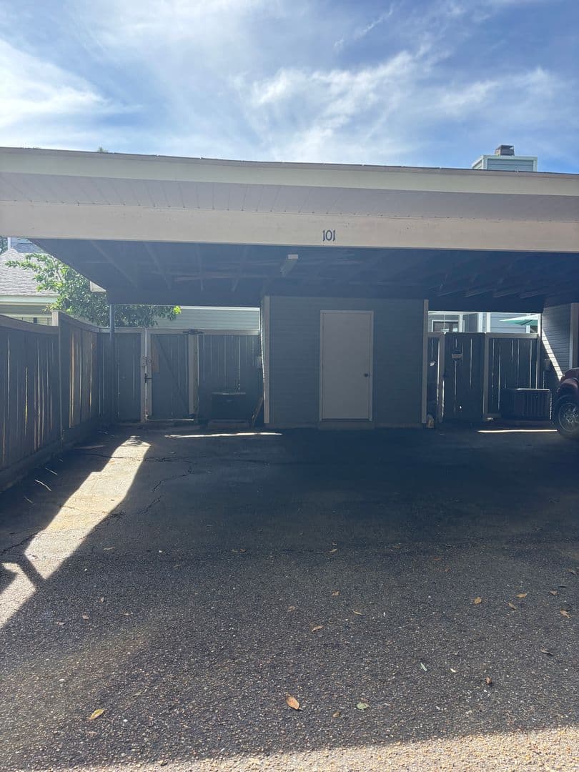 Mobile Condo: 5900 Grelot Road #101