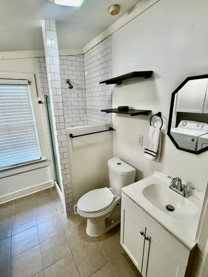 Mobile House: 107 Esplanade Ave