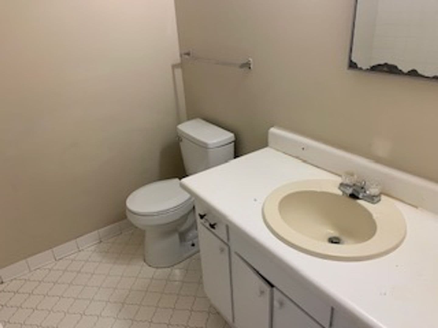 Mobile House: 5182 Fairland Drive