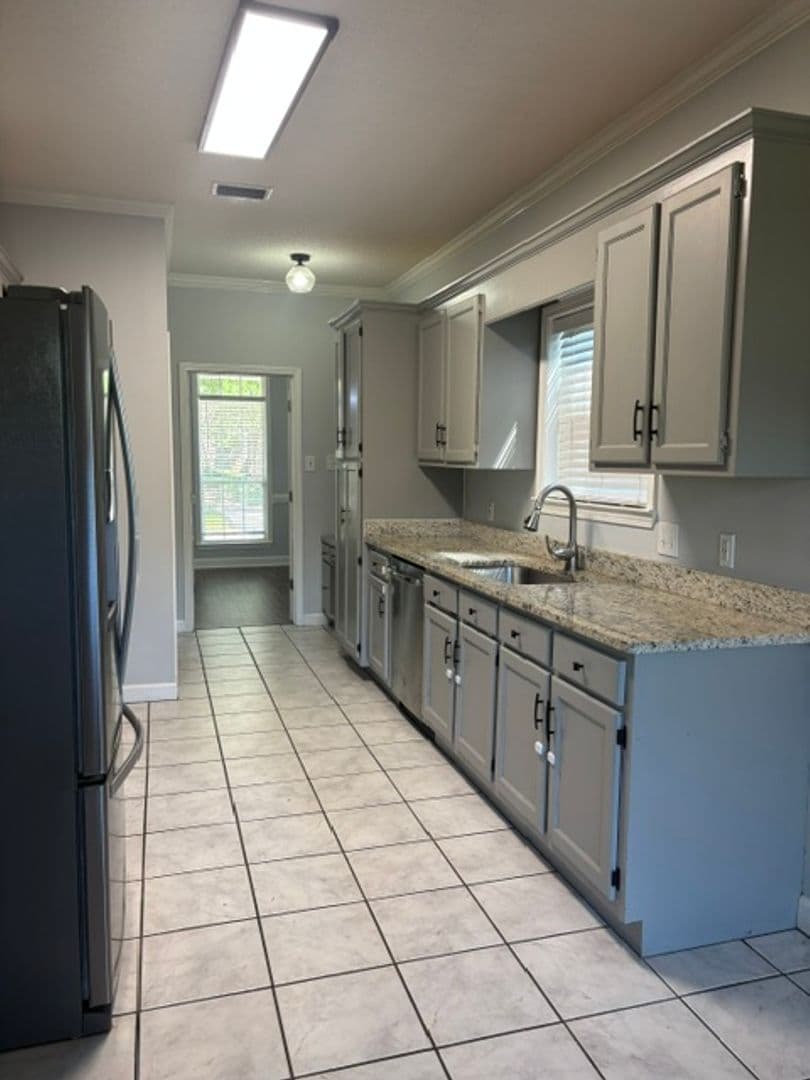 Mobile House: 964 Wildwood Avenue