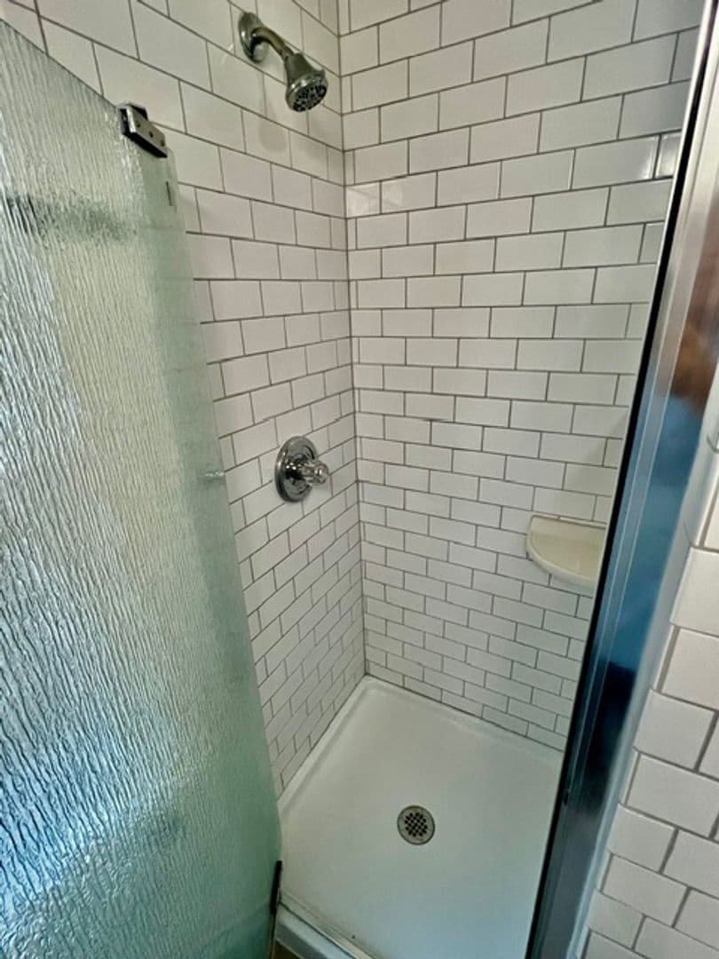 Mobile House: 107 Esplanade Ave