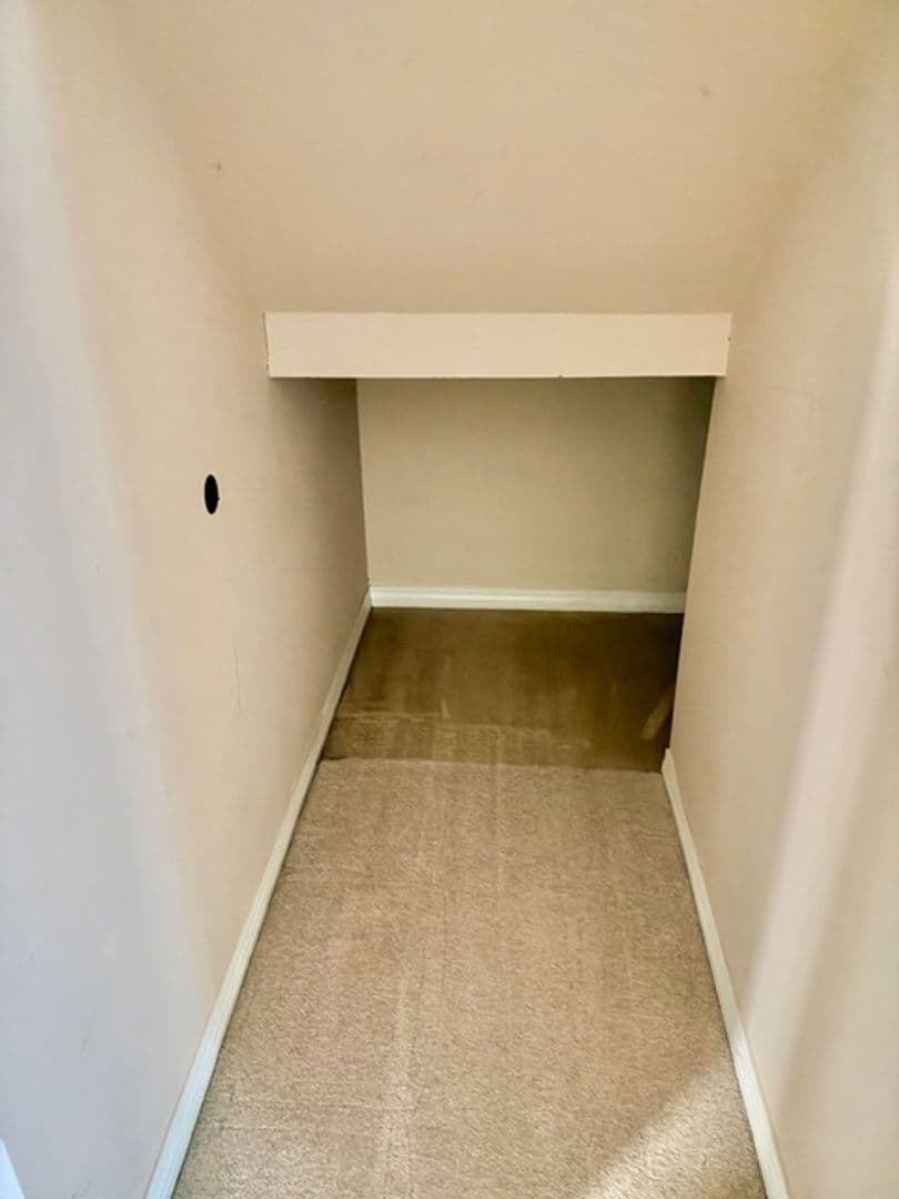 Mobile House: 270 Hillcrest Road