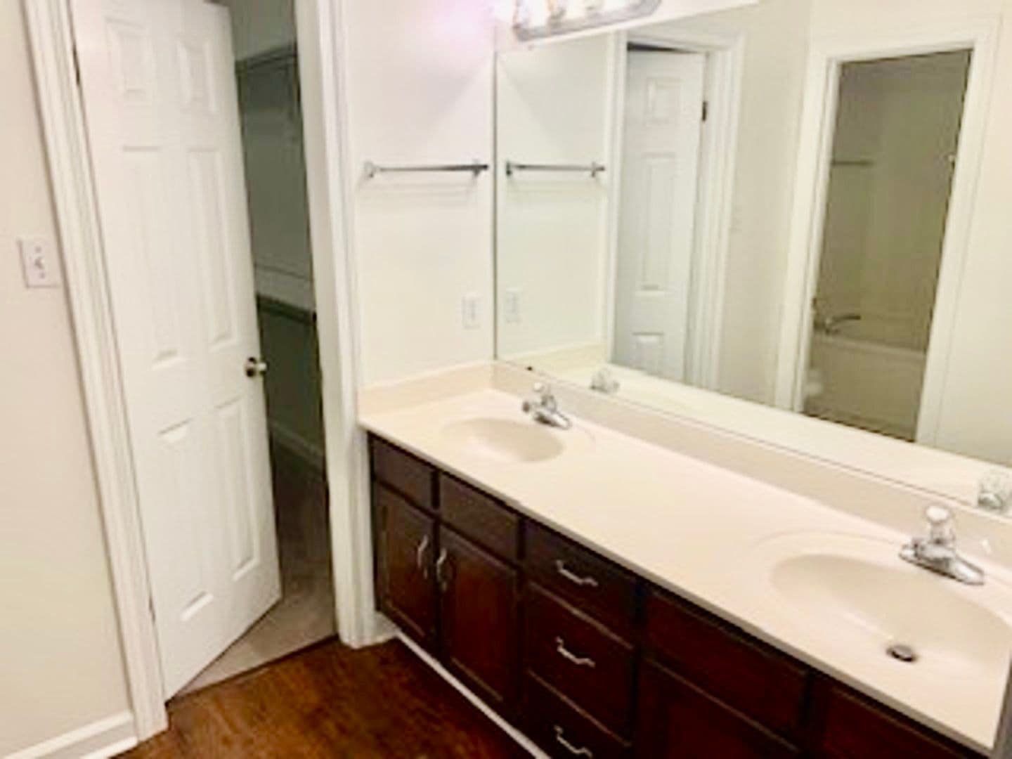 Mobile House: 1124 Sewanee Court