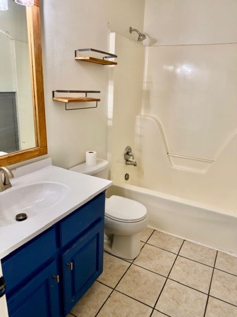 Theodore House: 7210 Mahan Court