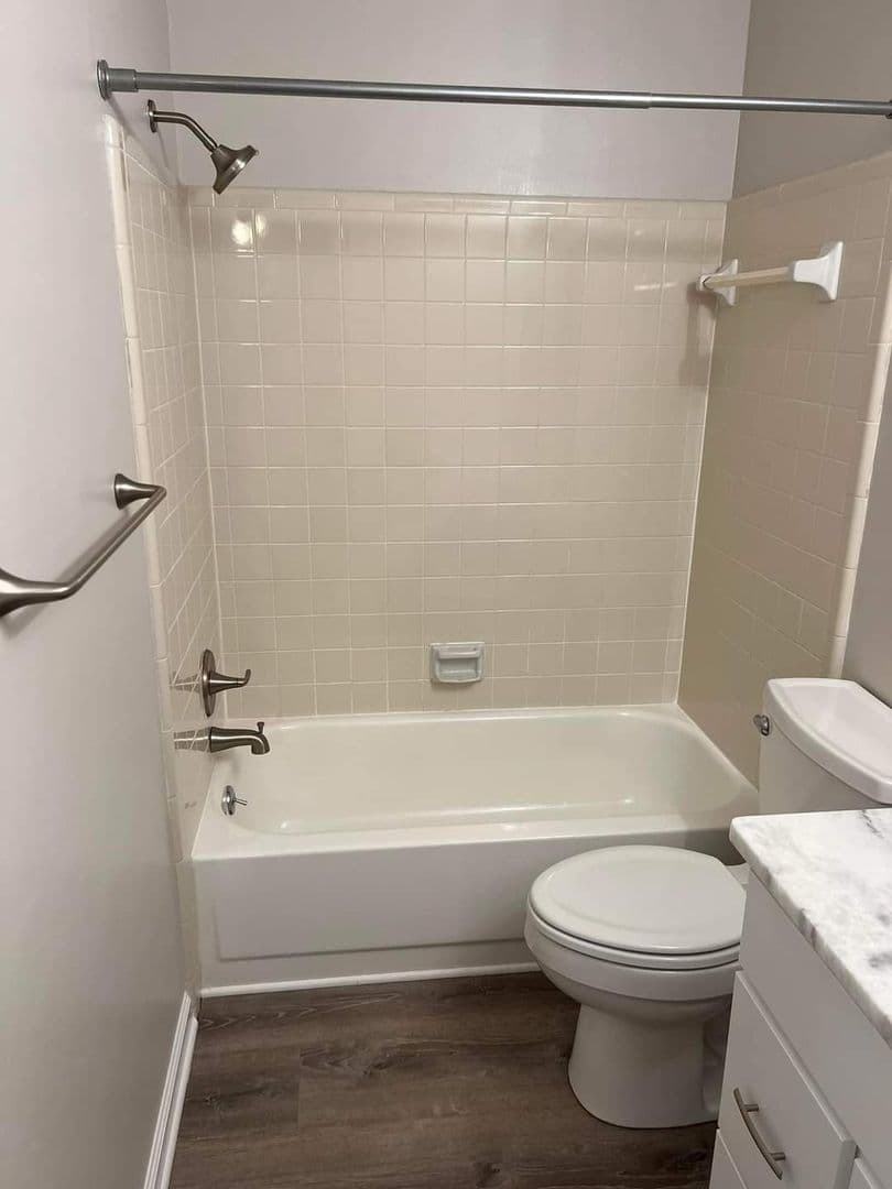 Mobile Condo: 5900 Grelot Road #201