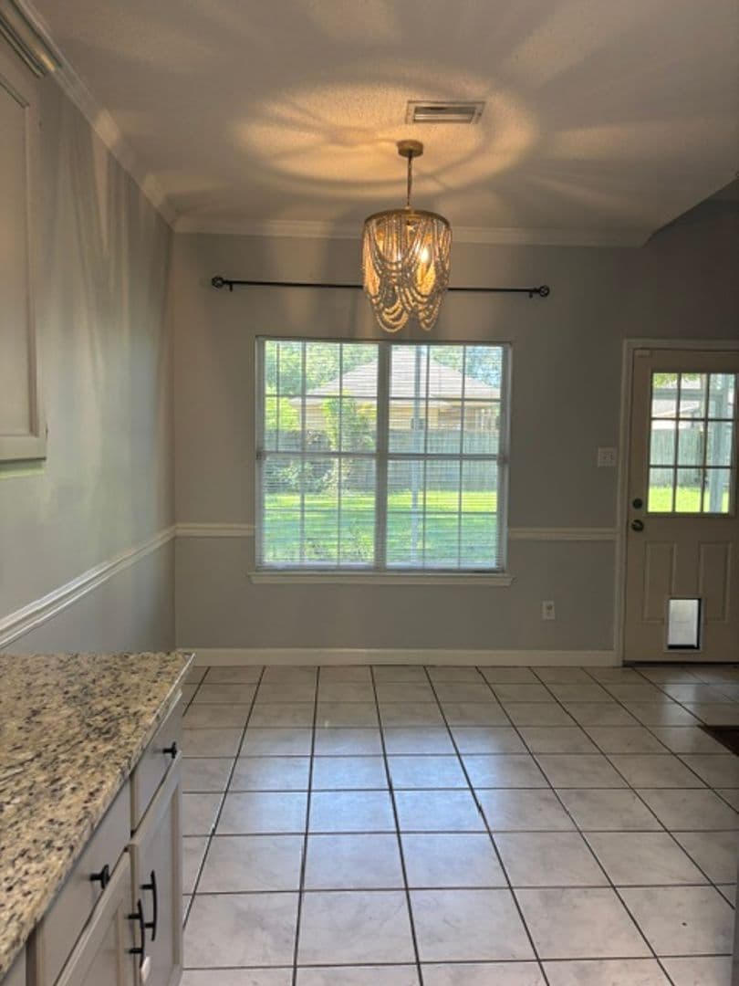 Mobile House: 964 Wildwood Avenue