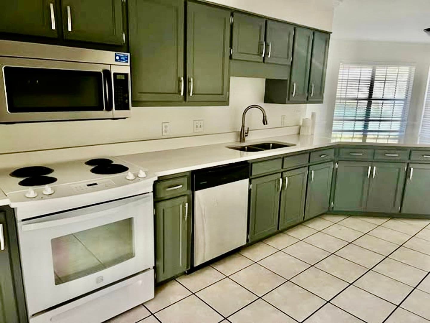 Mobile House: 1124 Sewanee Court