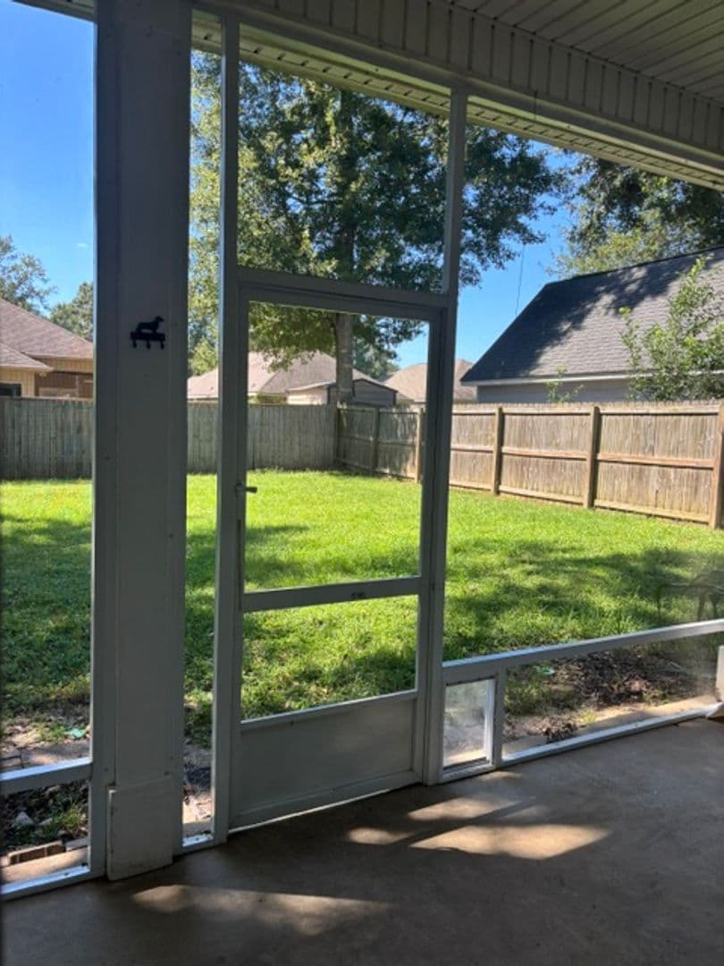 Mobile House: 964 Wildwood Avenue