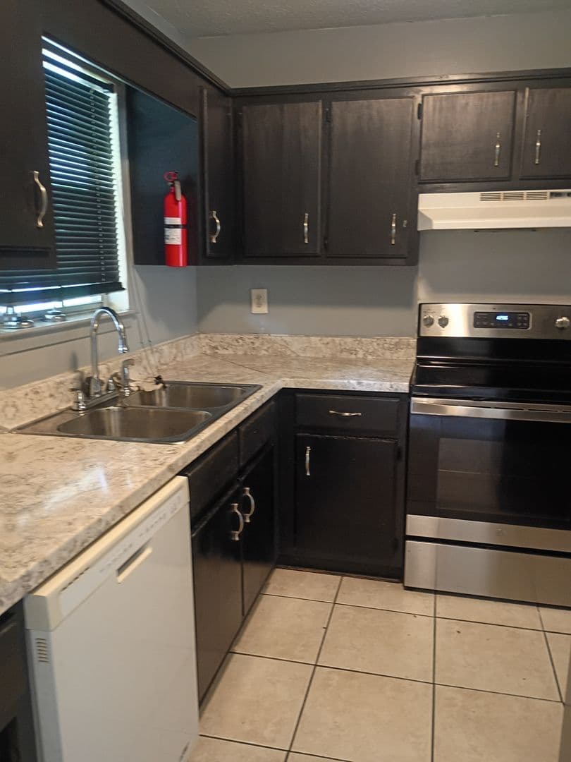 Mobile House: Navco Road 1007-B