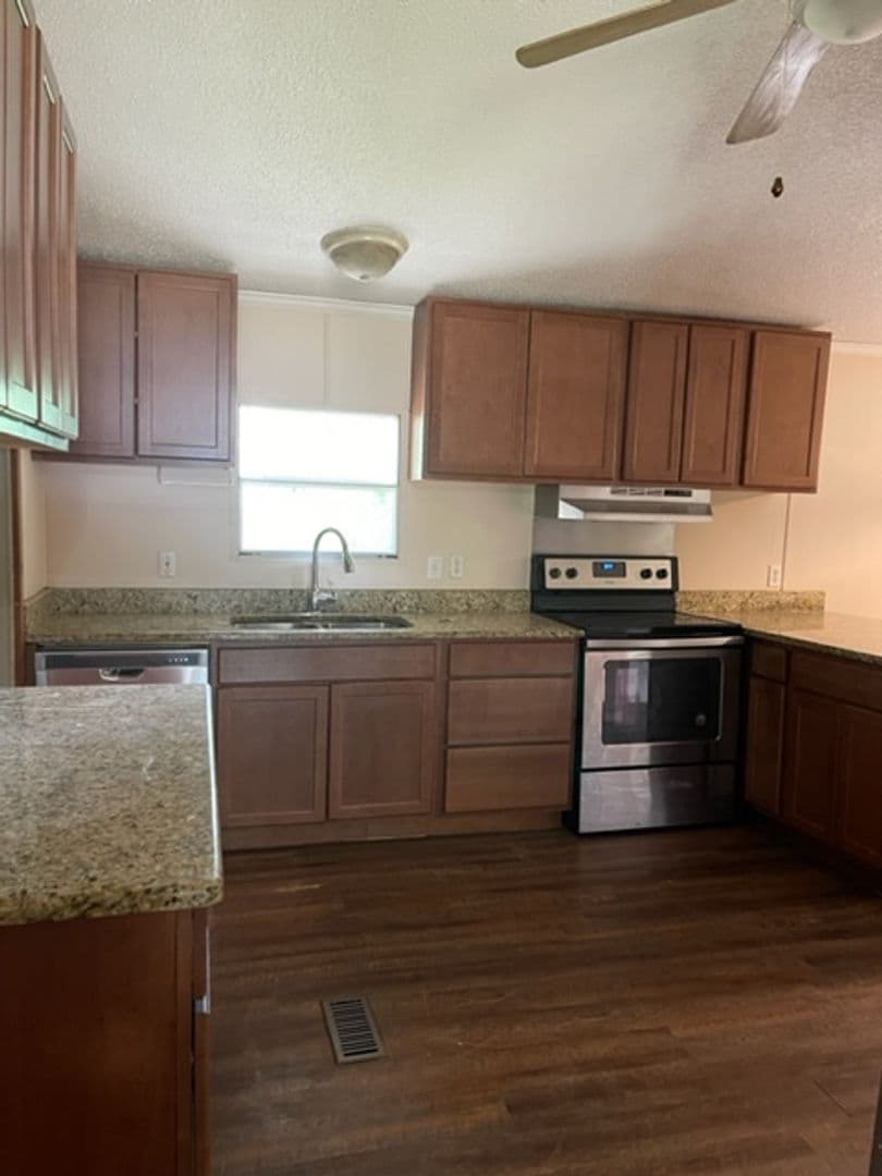 Citronelle House: 6360 Lambert Cemetery Rd, Lot A