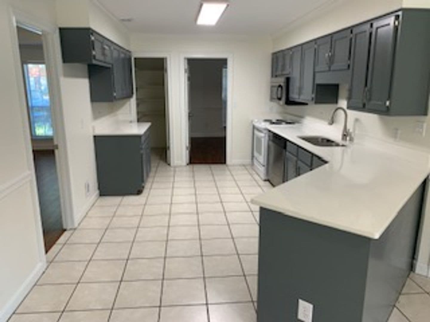 Mobile House: 1124 Sewanee Court