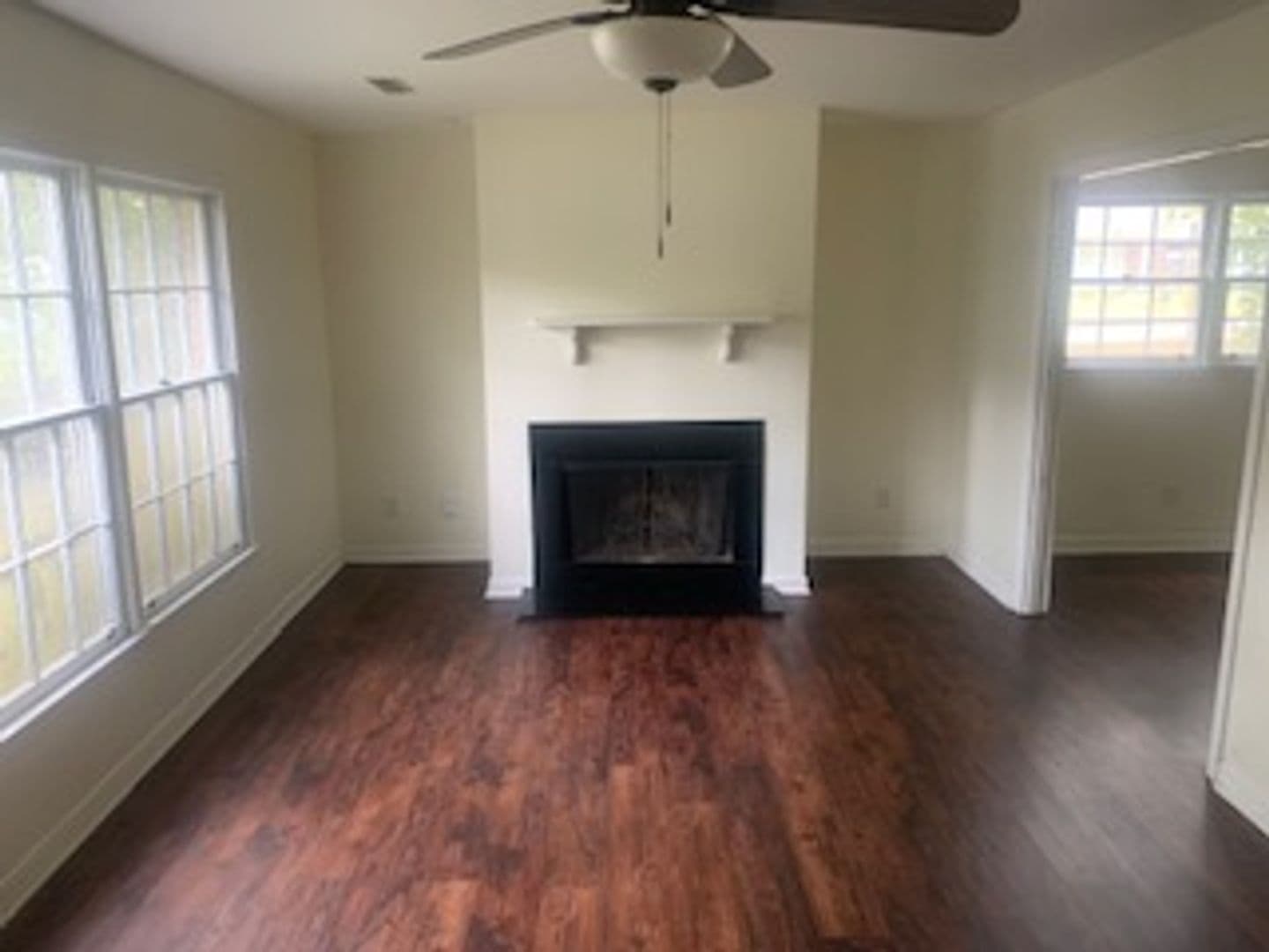 Mobile House: 301 Syracuse Street