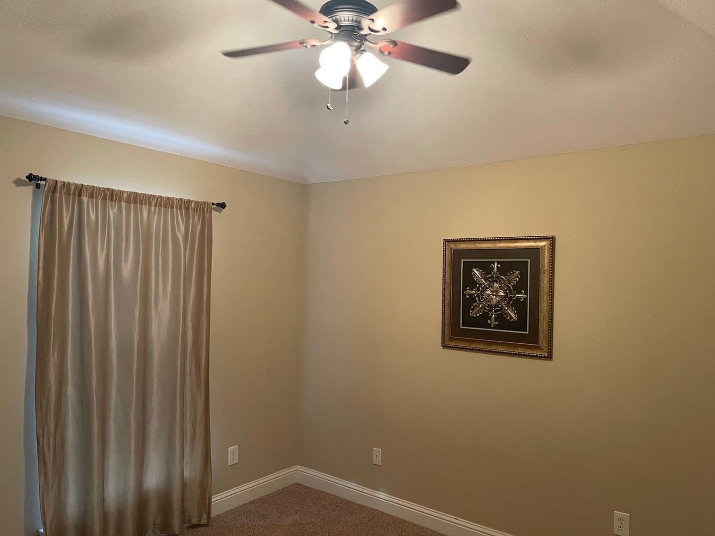Mobile House: 13 Breydon Court