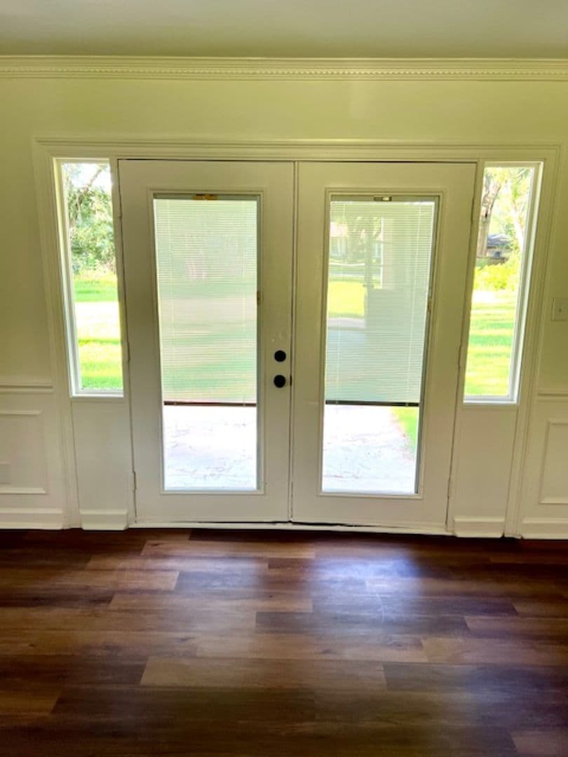 Mobile House: 4113 Canal Circle E