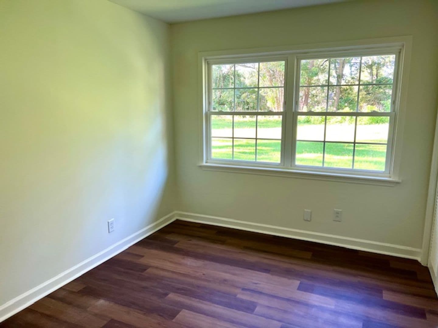 Mobile House: 4113 Canal Circle E
