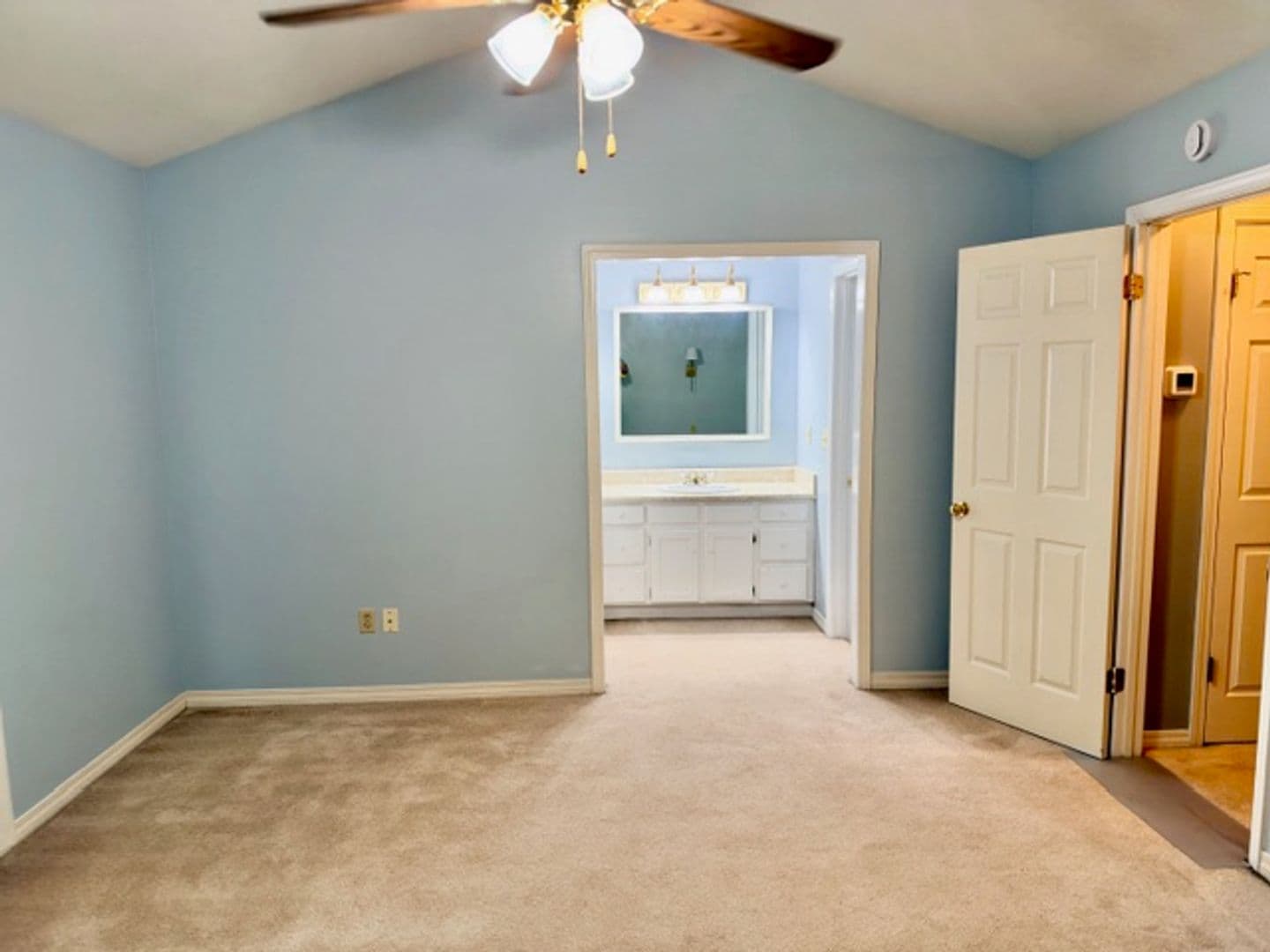 Mobile House: 270 Hillcrest Road