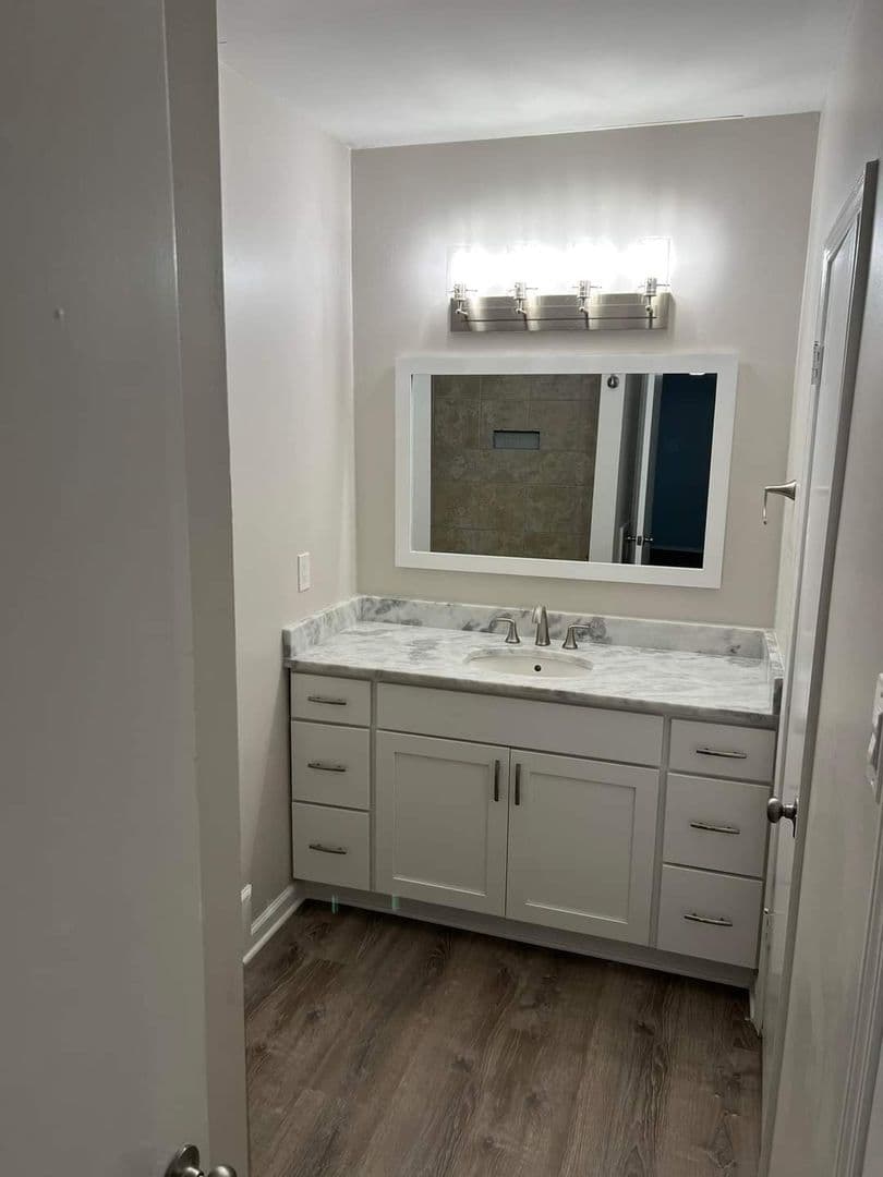 Mobile Condo: 5900 Grelot Road #201