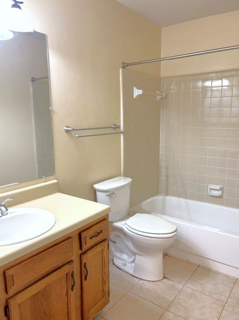 Mobile Condo: 5900 Grelot Road #101