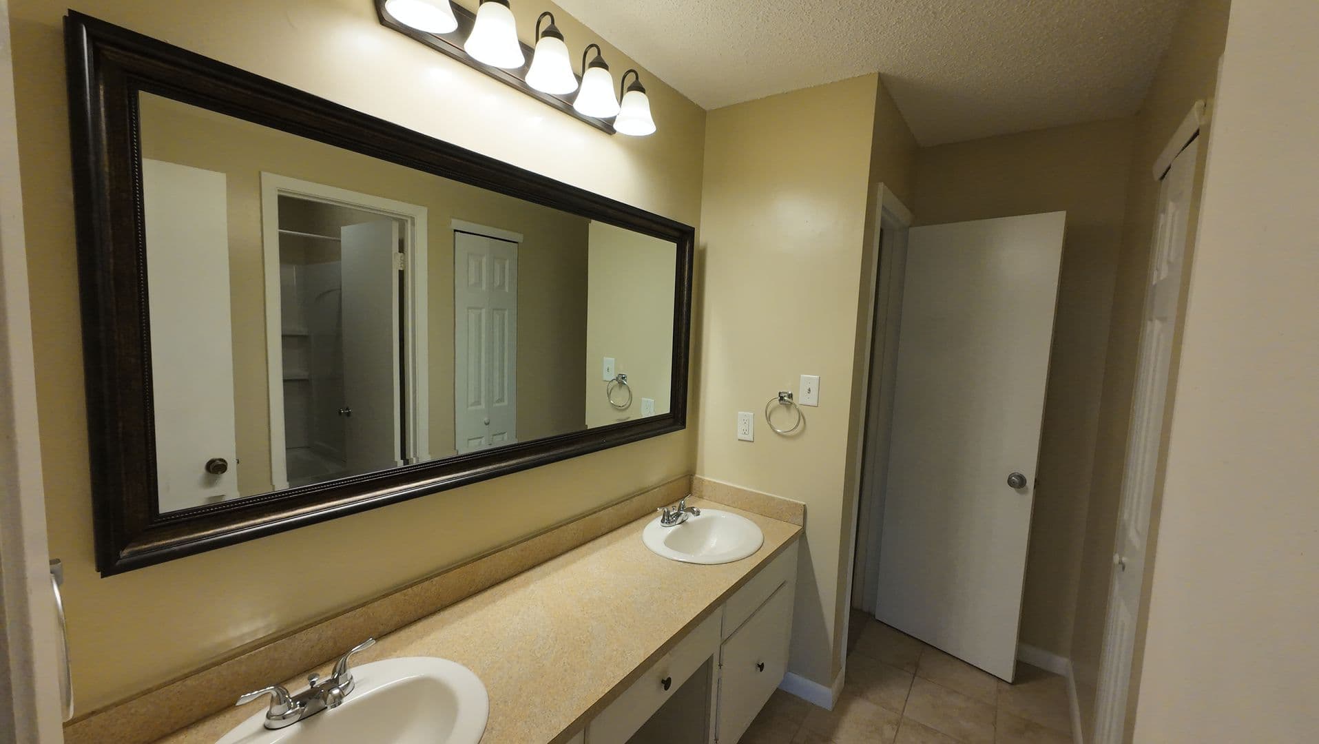 Mobile Townhome: 6527 Old Shell Road