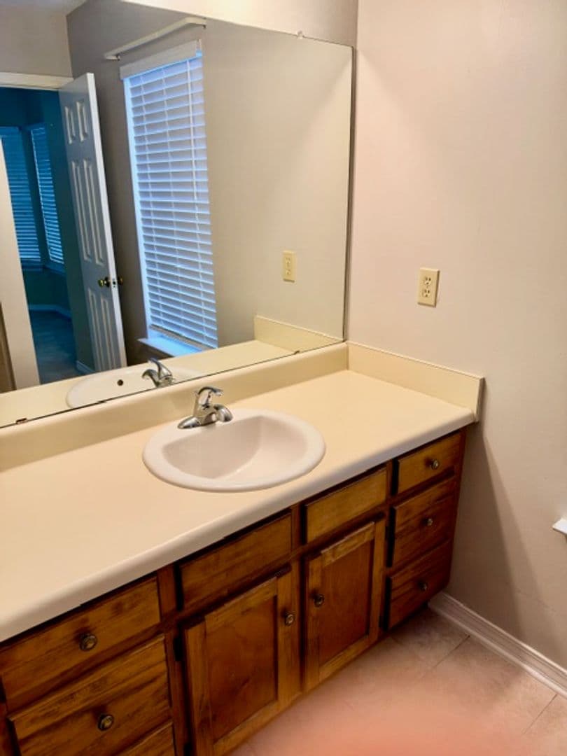 Mobile House: 270 Hillcrest Road