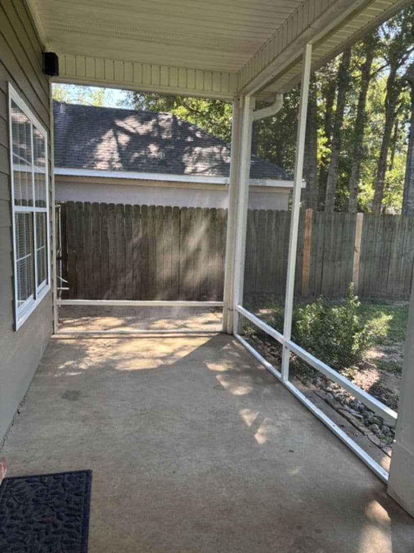 Mobile House: 964 Wildwood Avenue