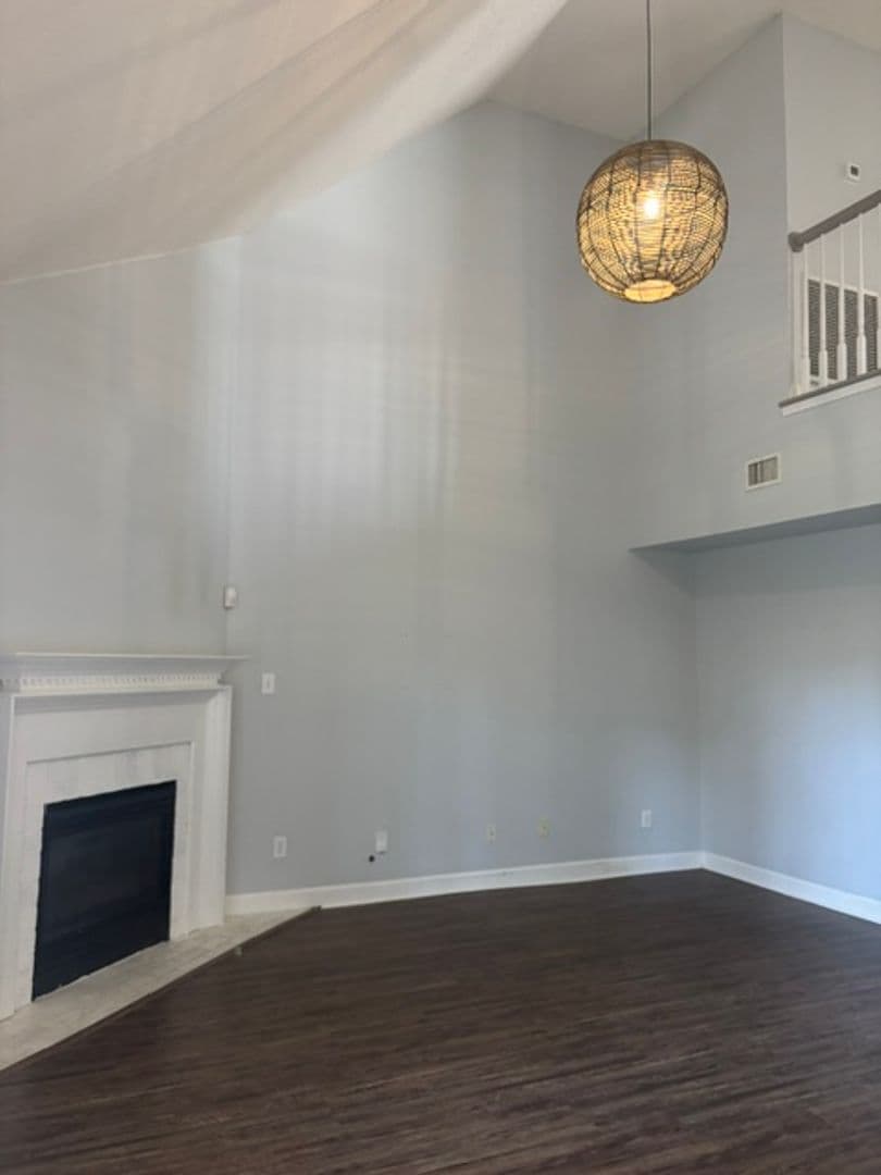 Mobile House: 964 Wildwood Avenue