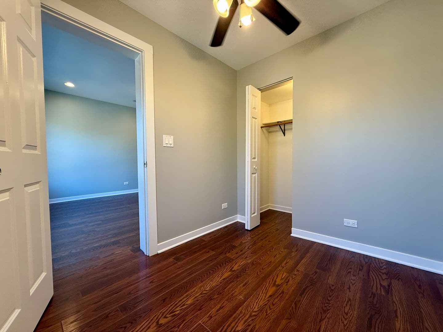 Chicago Apartment: 3728 S Parnell