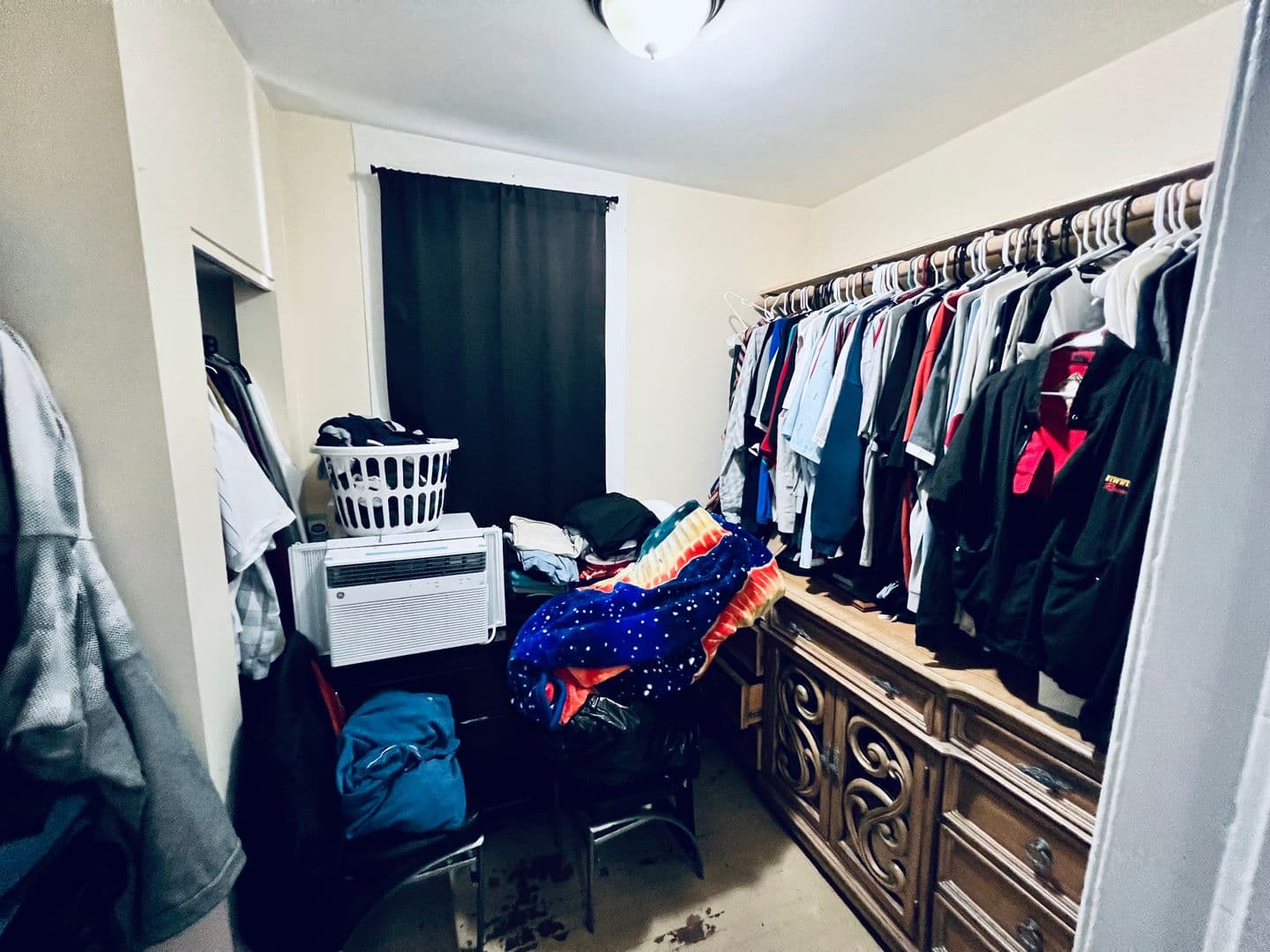 Chicago Apartment: 3221 S May