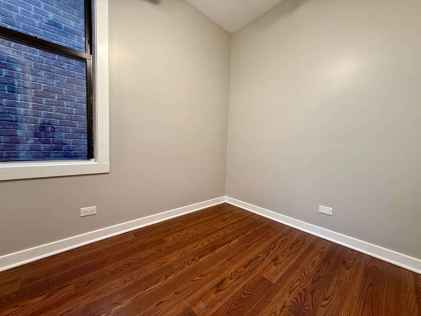 Chicago Apartment: 3728 S Parnell