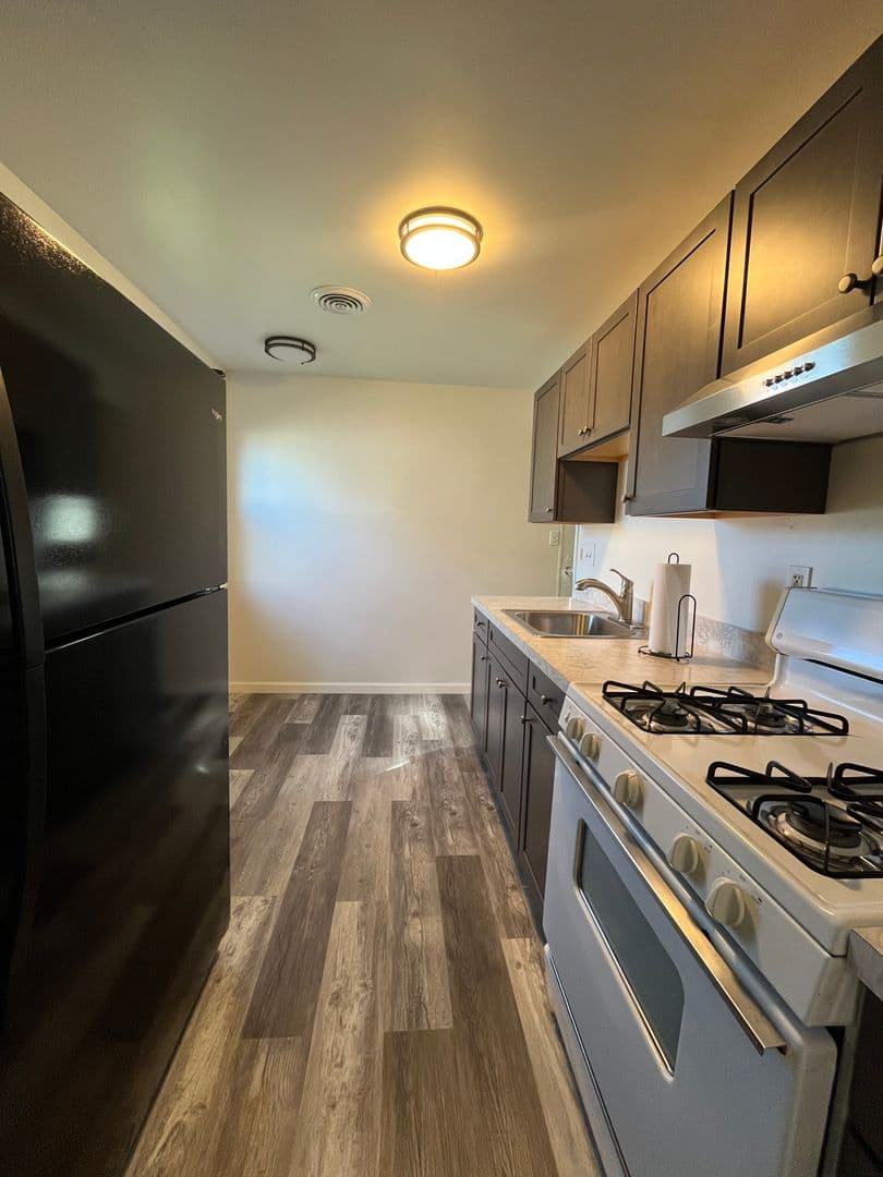 Bethlehem House: 2524 West Boulevard