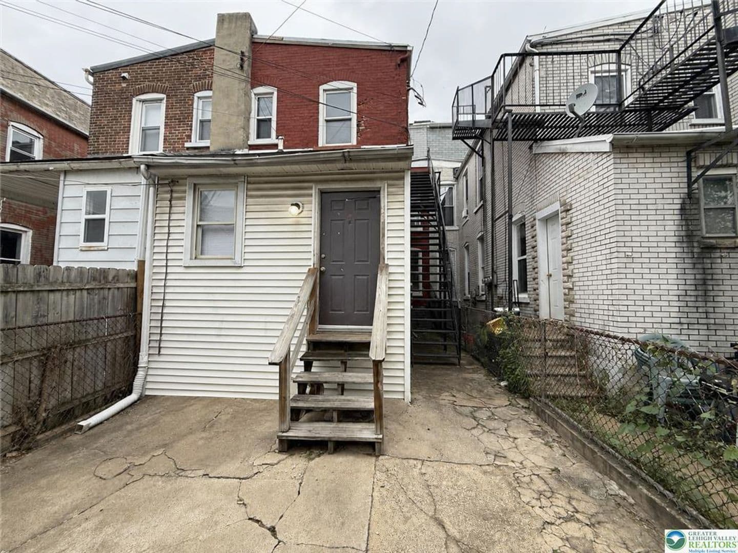 Allentown Apartment: 518 W Tilghman Street