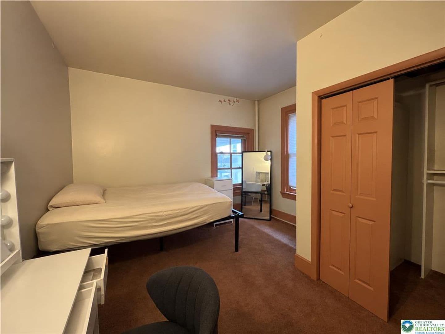 Allentown Apartment: 325 N 8th Street